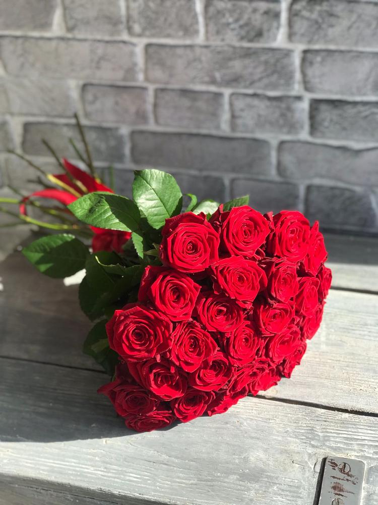 Букет Красные розы Фридом в Мундыбаш