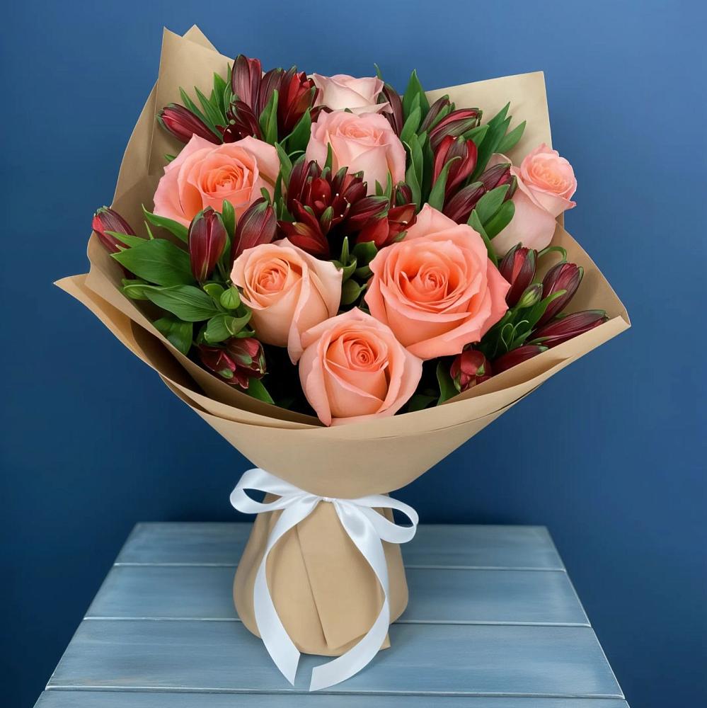 Букет цветов из: Розы и Альстромерии в Мундыбаш