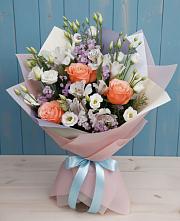 Букет цветов из:  Лизиантусы, Розы, Альстромерии и Гипсофила #REPLACE_PRED# Мундыбаш
