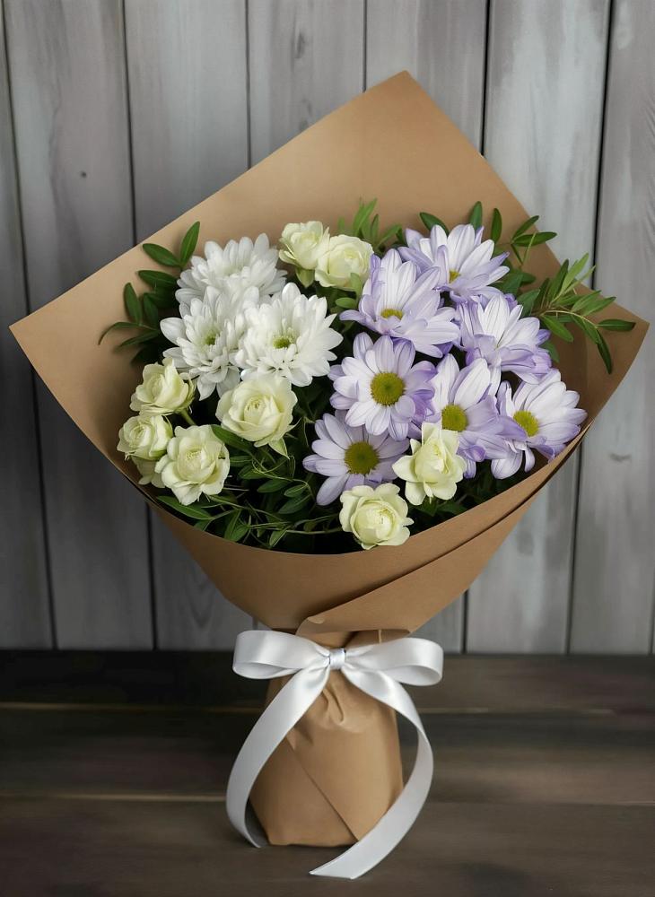 Букет цветов из: Хризантемы и Розы в Мундыбаш